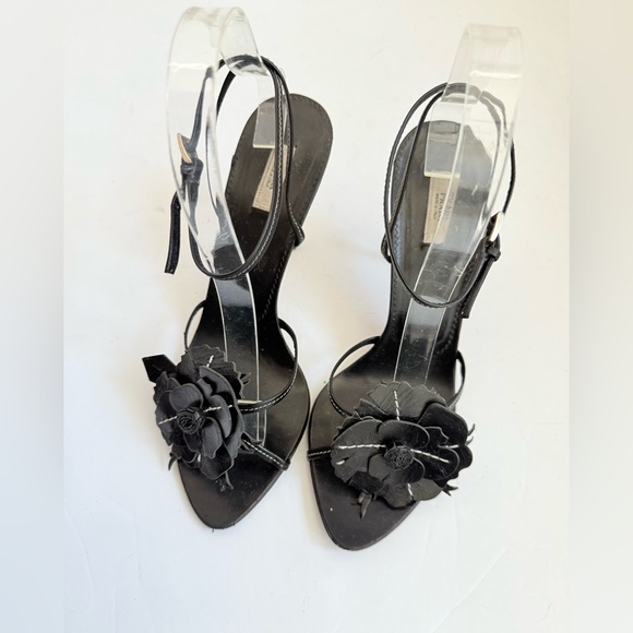 Prada Vintage Black Leather Flower embellished wrap around ankle strap heels 38 - Picture 1 of 10